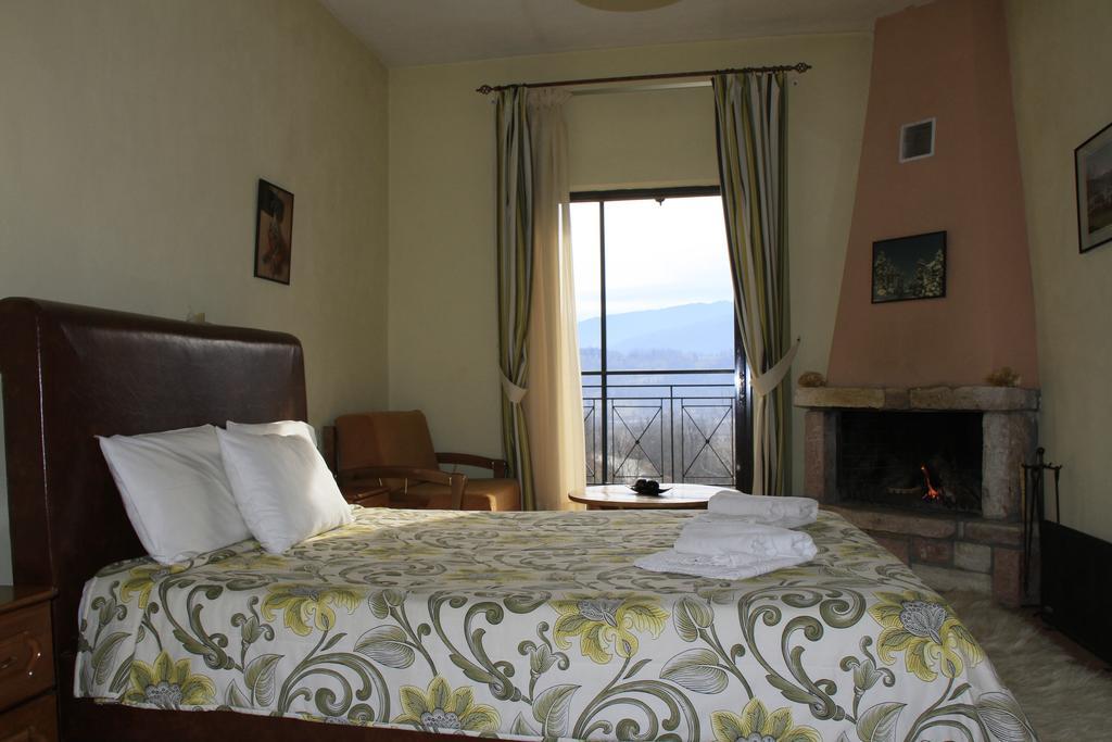 Agrafa Hotel Kerasea  Buitenkant foto